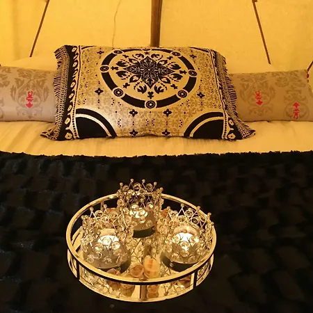 Lofoten Glamping