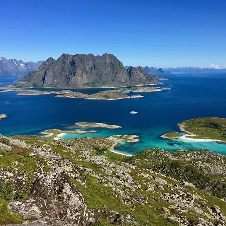 Luxury tent Lofoten Glamping 2*