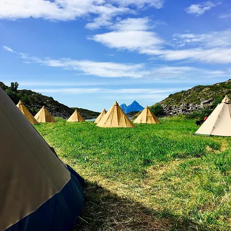 Luxury tent Lofoten Glamping 2*